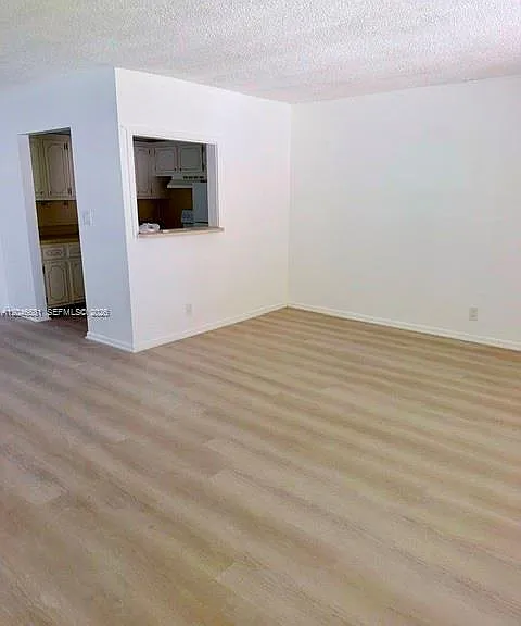41 Salisbury E #B — Photo 1