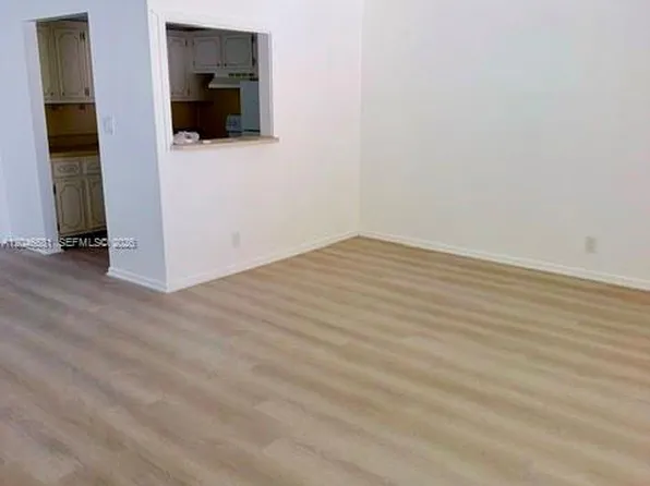 41 Salisbury E, West Palm Beach, FL