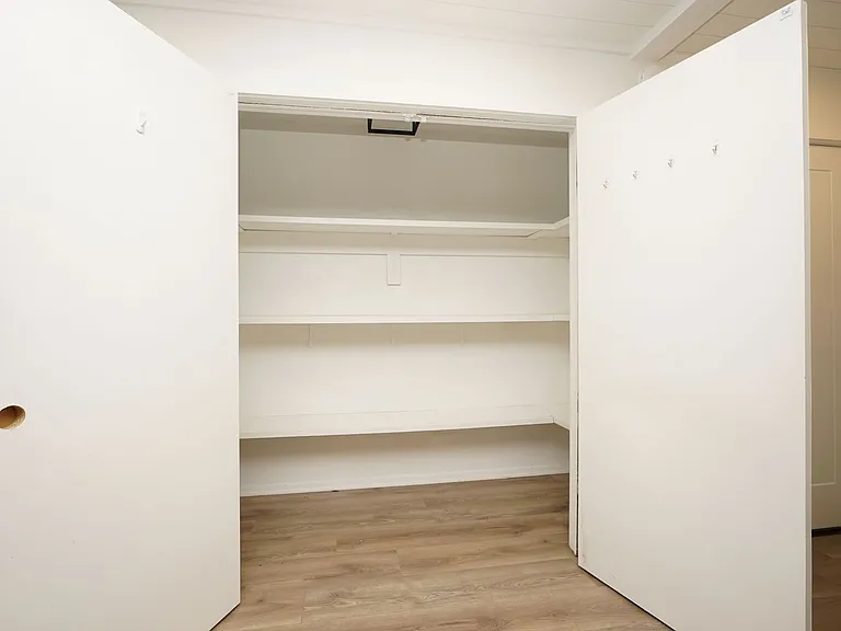 2419 Rocky Shores Dr — Photo 14