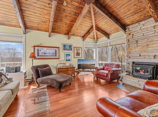 Rocky Glen, Merrimac, WI 53561