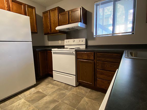 2nd image of 2227 A St #10