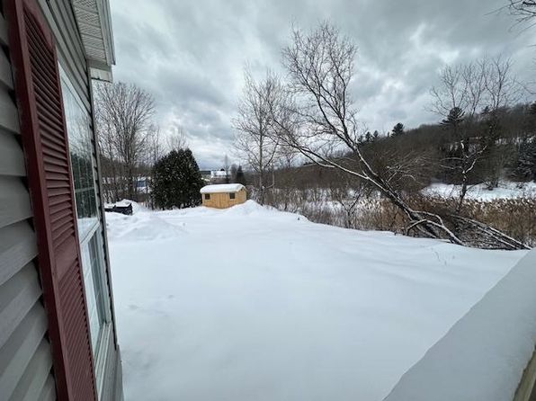 5659 vt route 100, Hyde Park, VT 05655