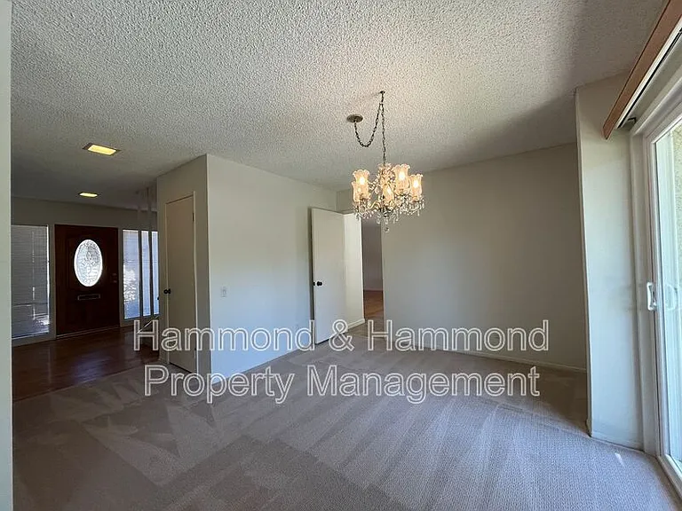 3804 Mainsail Cir — Photo 4