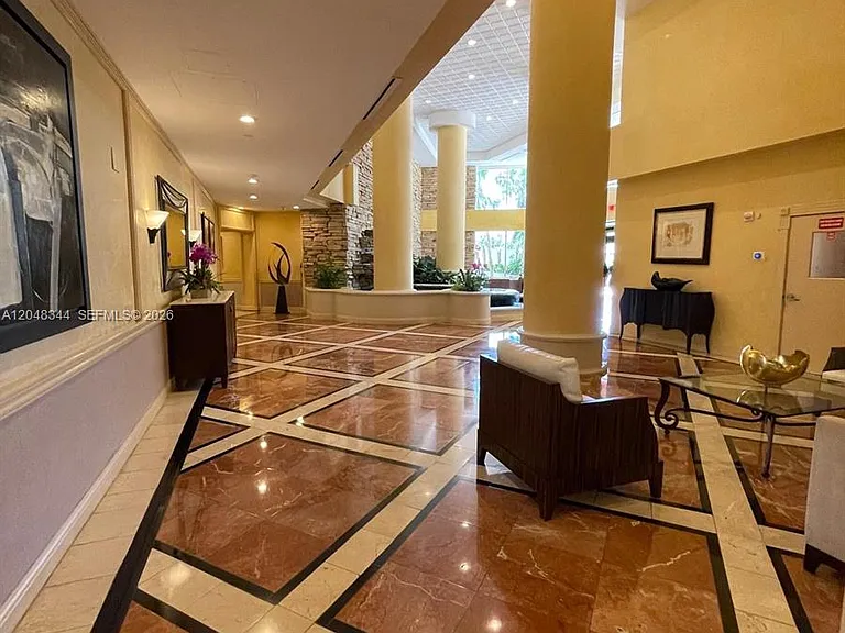 20281 E Country Club Dr #2104 — Photo 41