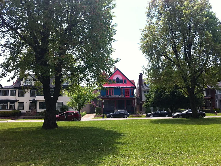 47 Bidwell Pkwy #3 — Photo 1