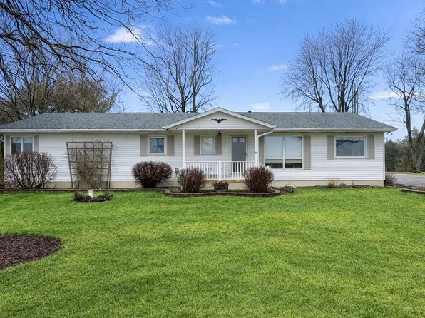 3010 E 225 S, Winamac, IN 46996