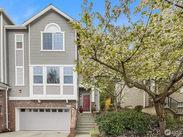 15519 134 Place NE, Woodinville, WA 98072