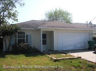 4 Stowe Rd, Mary Esther, FL 32569