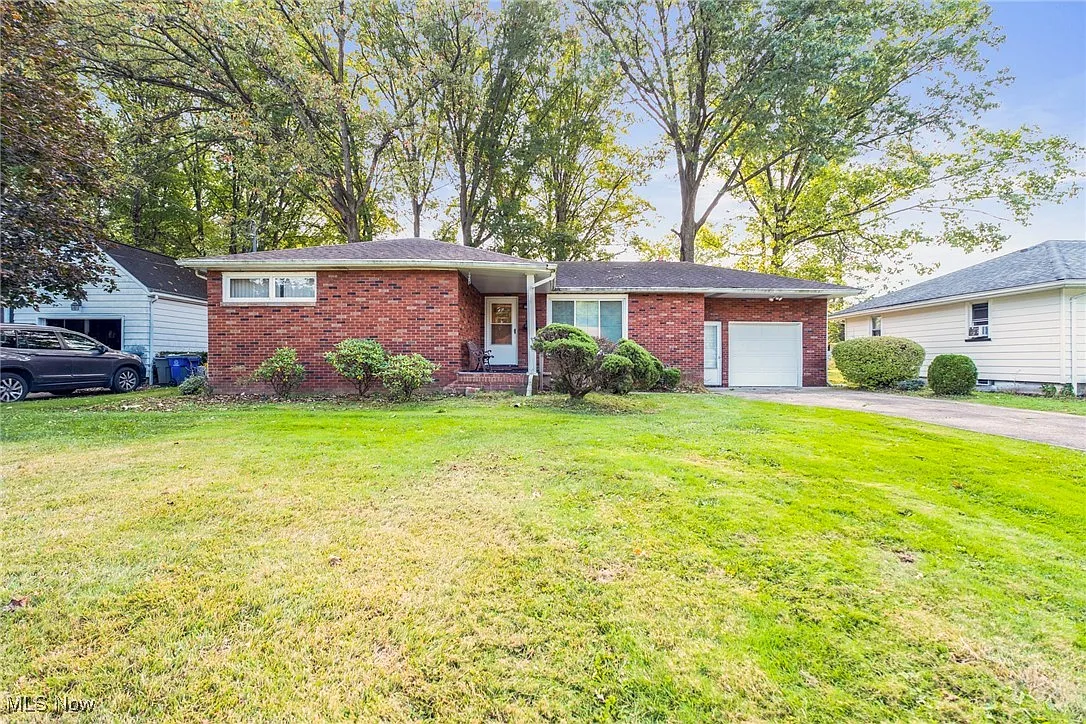 193 Euclid Blvd photo 1