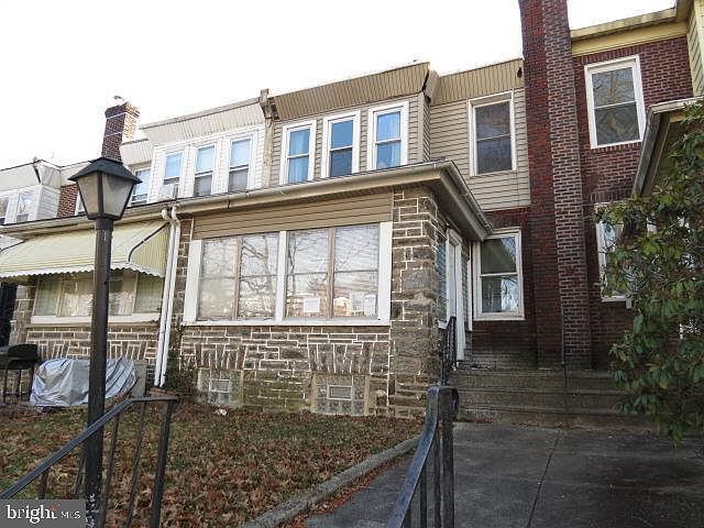 1st image of 322 E Phil Ellena St