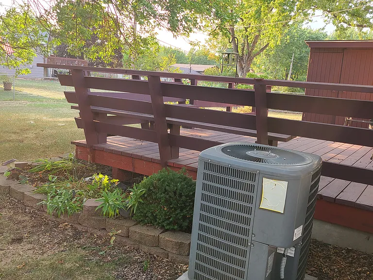 Huge Backyard plus deck