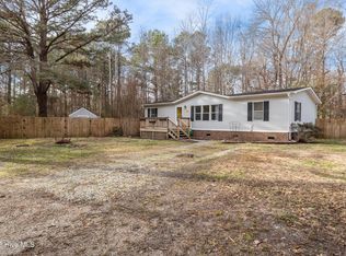 115 Beech Cir, Moyock, NC 27958