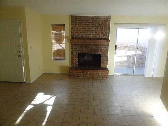 4th image of 2845 Beachcomber Dr #A