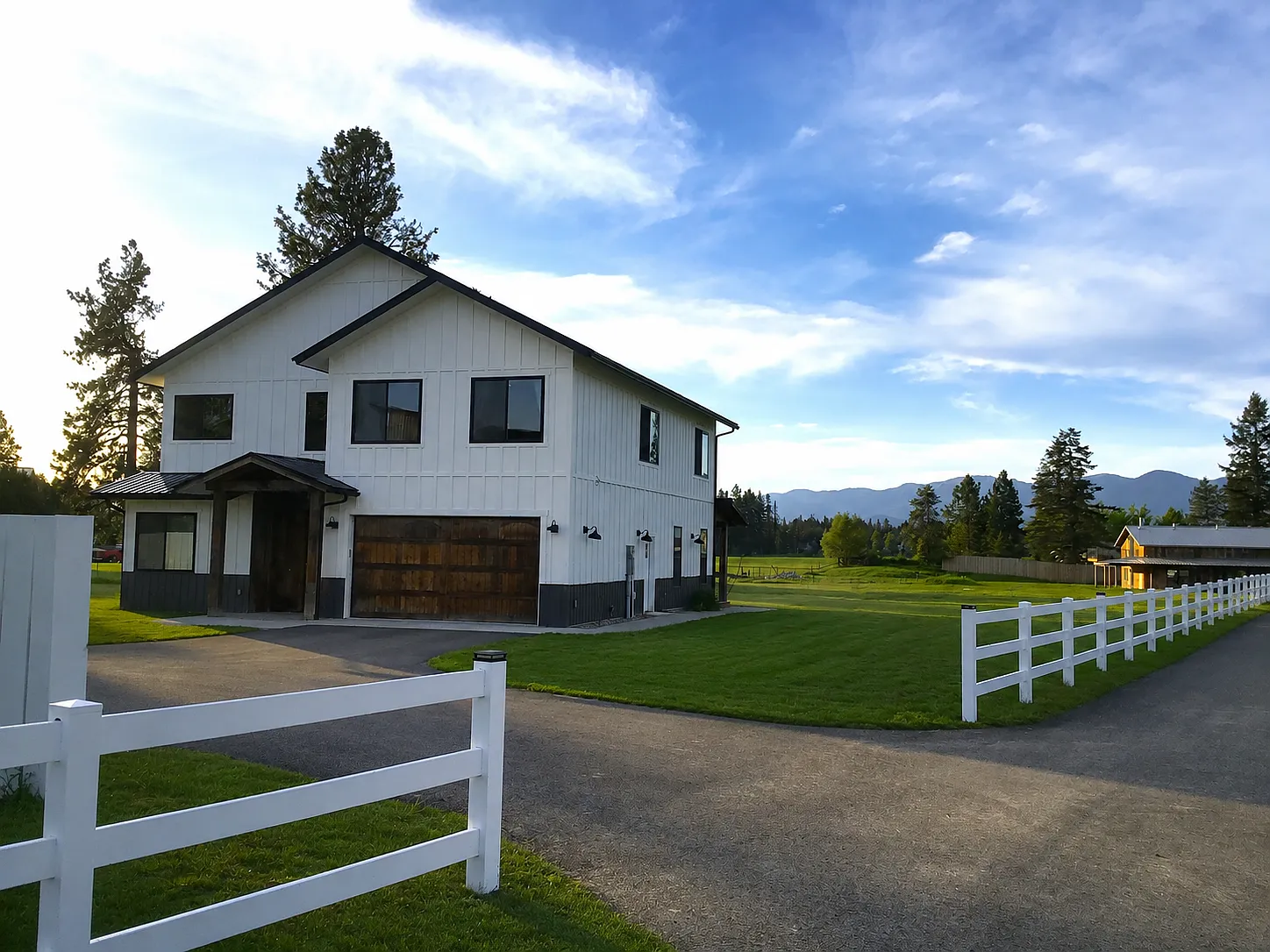 3 bed, 2963 sqft, $6,995 — Photo 1