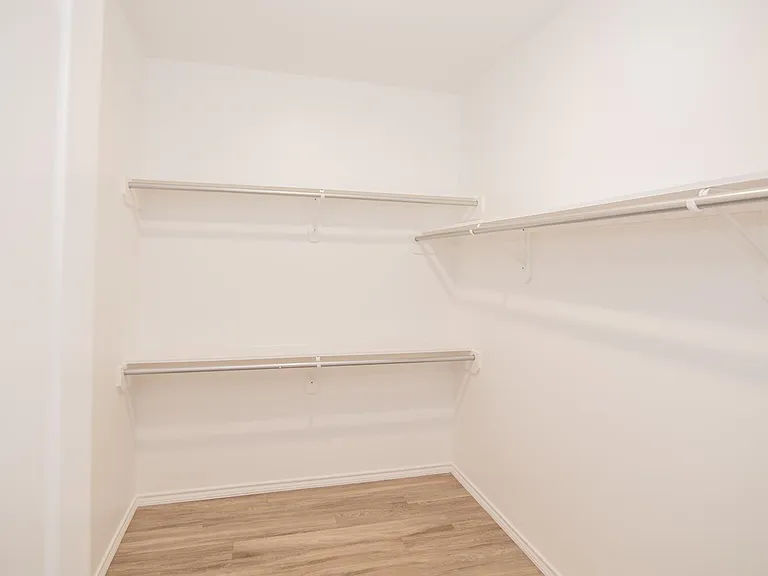 100 Mia Ln — Photo 13