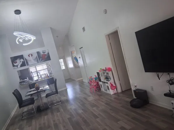 1200 Parkside Green Dr APT E, Greenacres, FL 33415