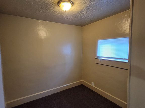 3rd image of 645 N Exeter Ave