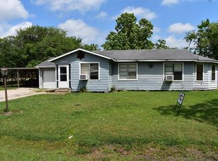 208 Avenue I, Markham, TX 77456