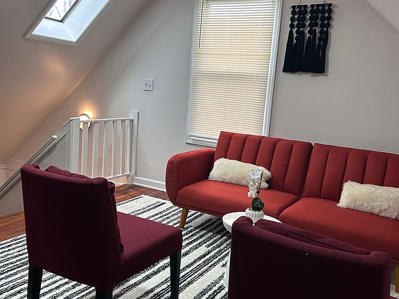 4th image of 10806 Bernard Ave #3