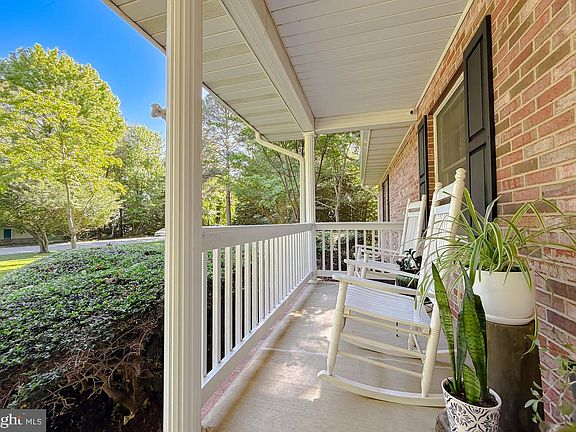 2nd image of 46355 Fletcher Ct