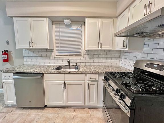 Kitchen w/ Stainless Steel Appliances