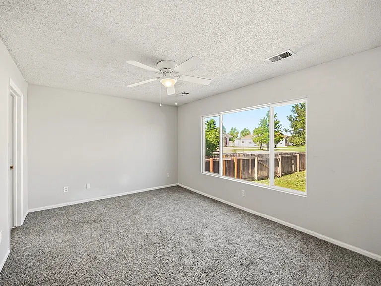 4859 Joplin Ct — Photo 10