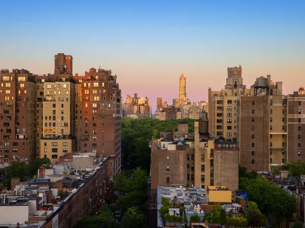 104 West 70th Street image 14 of 16