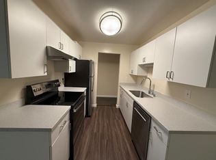 800 Elm St #207, San Carlos, CA 94070