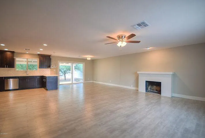 8726 E Montebello Ave — Photo 6