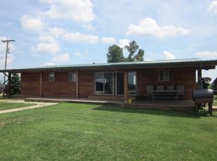 10990 E Montague Rd, Leaf River, IL 61047