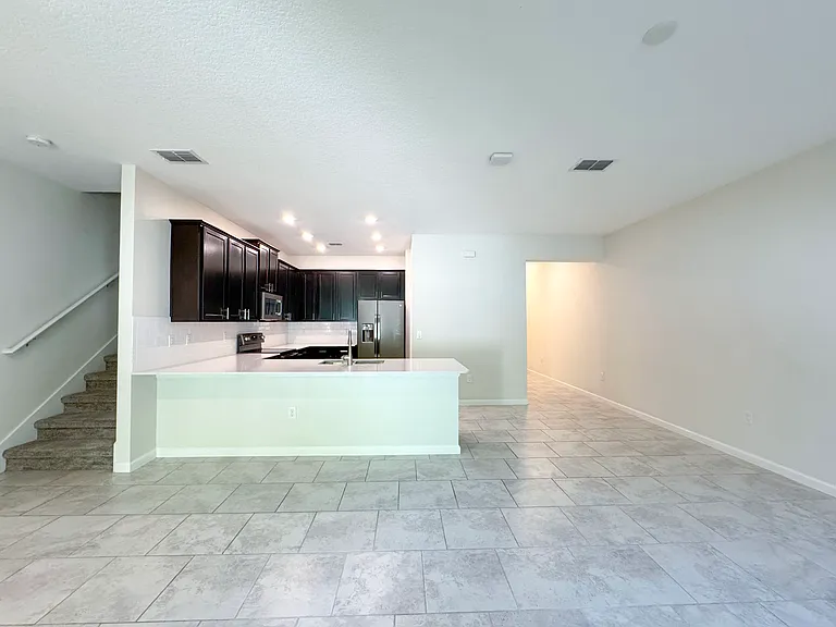 10022 Red Eagle Dr — Photo 2
