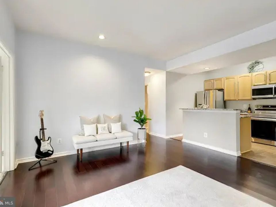 1st image of 12161 Penderview Ter APT 925