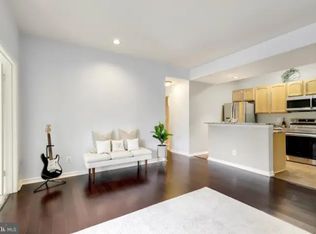 12161 Penderview Ter APT 925, Fairfax, VA 22033