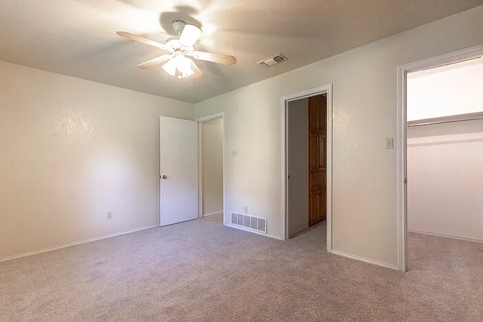 504 Brockett St #A — Photo 8