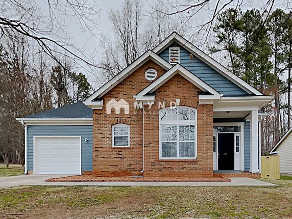 3124 Mintleaf Dr, Charlotte, NC 28269