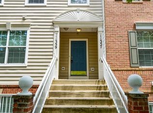 11357 King George Dr #10, Wheaton, MD 20902