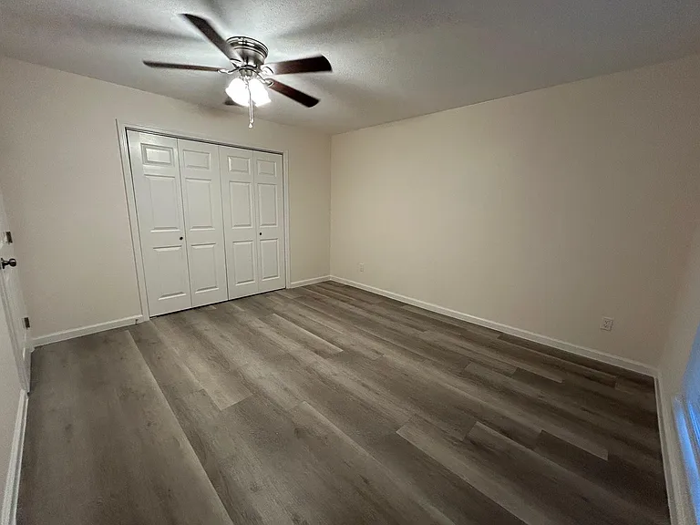 3210 Valley Brook Dr — Photo 7
