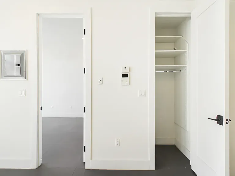 1161 Myrtle Ave #2F — Photo 8