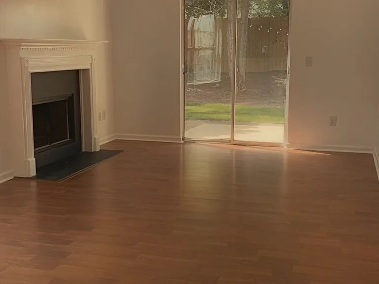 117 Fox Creek Dr — Photo 6