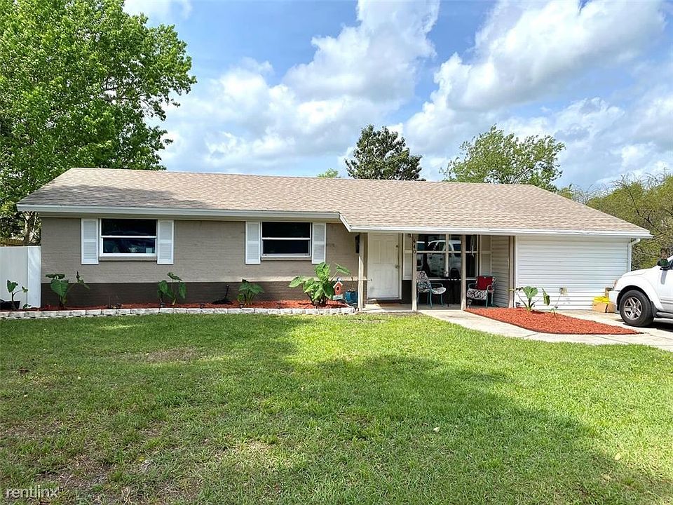 1st image of 440 Cypress Ave