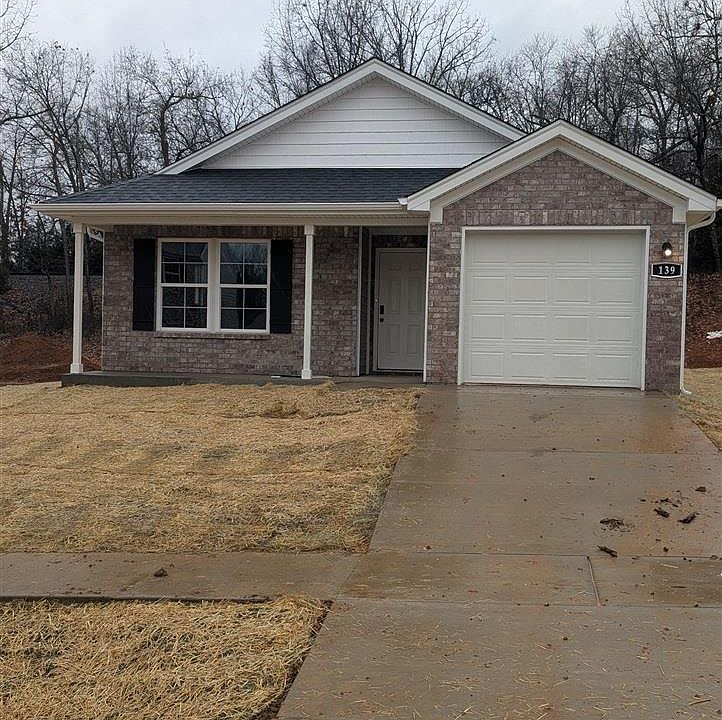 1st image of 139 Red Hawk Dr