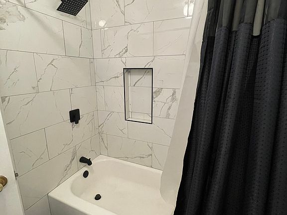 5th image of 4001 Anderson Rd Unit 35