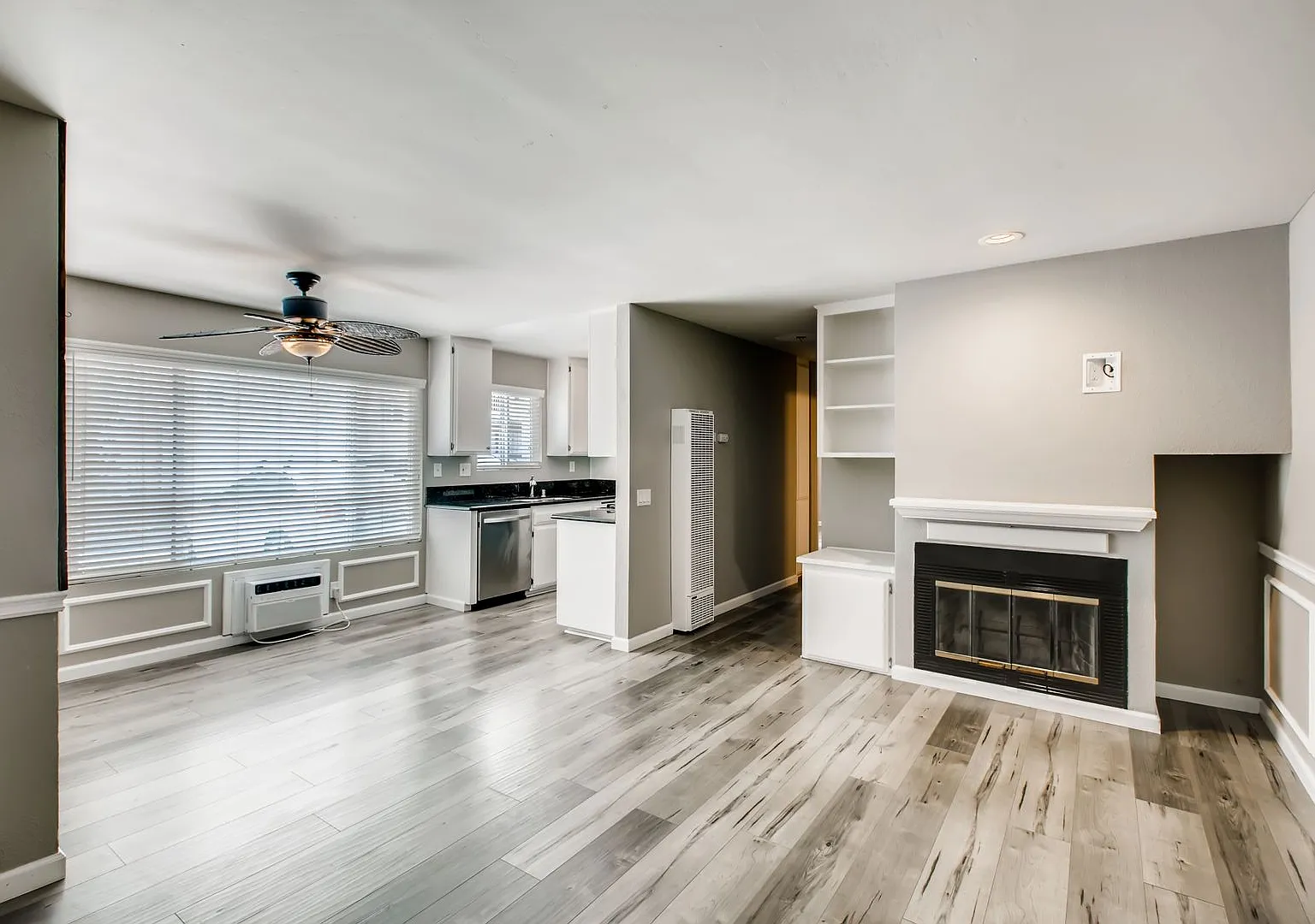 Move-In Special Half Off 1st Months Rent - 2-Bed, 2-Bath Condo — Photo 3