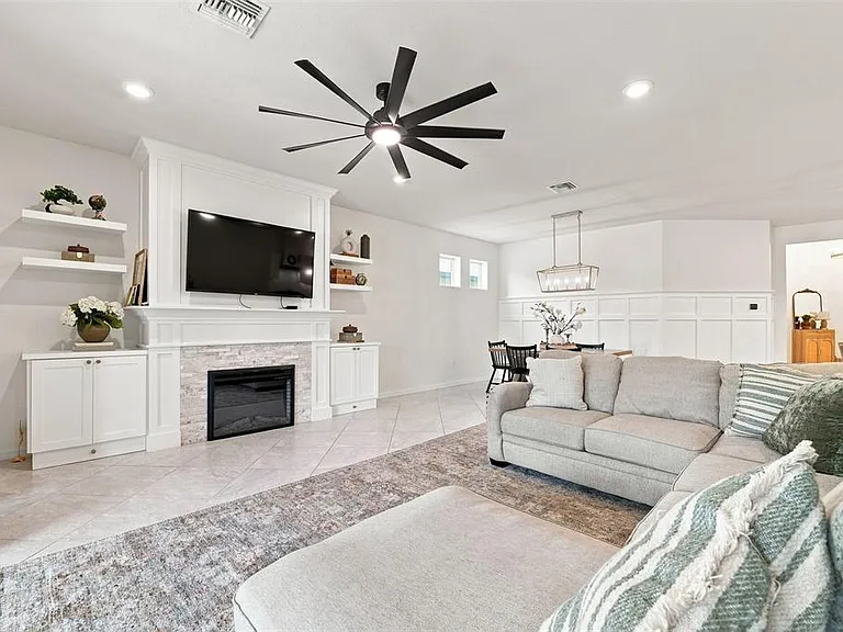 12846 Payton St — Photo 19