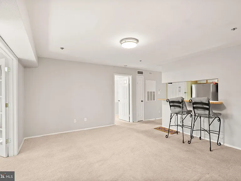 3313 Wyndham Cir #3209 — Photo 10