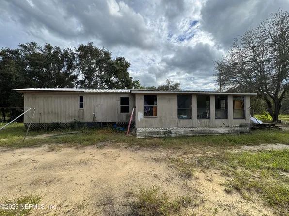 226 ELLEN Avenue, Interlachen, FL 32148