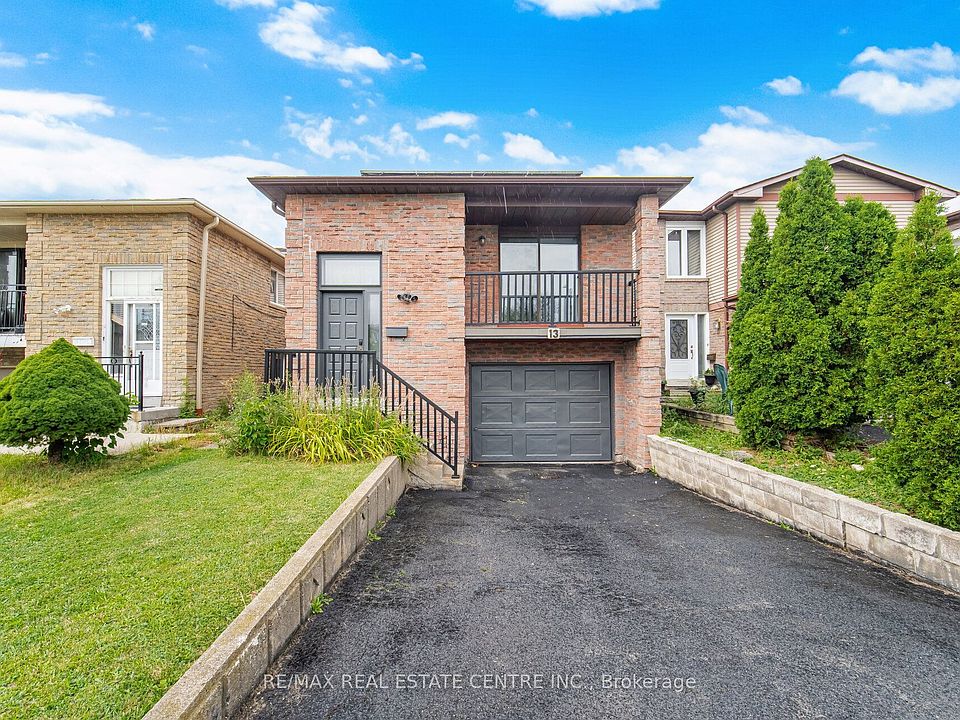 1st image of 13 Dafoe Cres