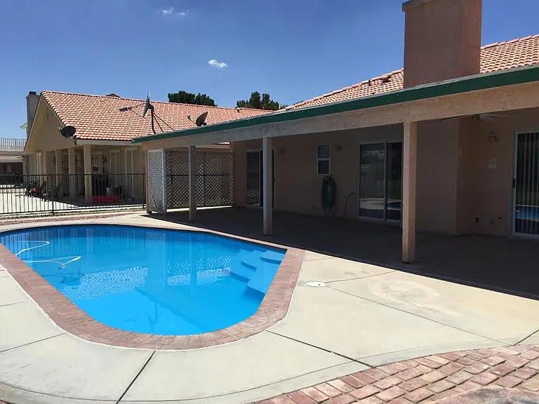 20808 Village Pkwy — Photo 1