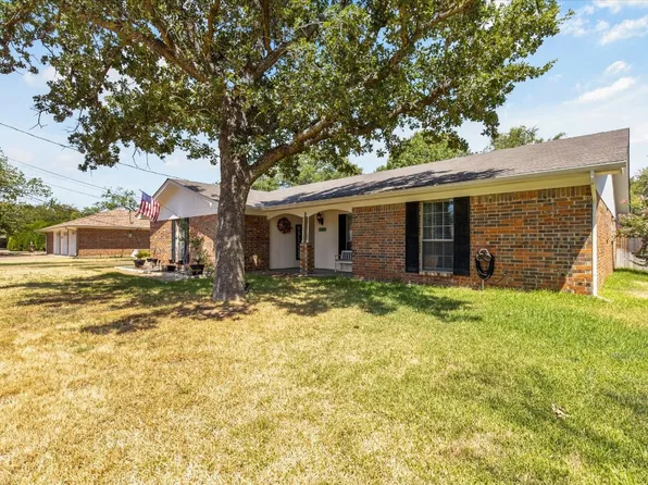 5708 Conejos Dr, Granbury, TX 76049