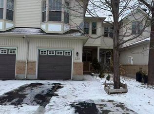 330 Applecross Cres, Ottawa, ON K2K0C4